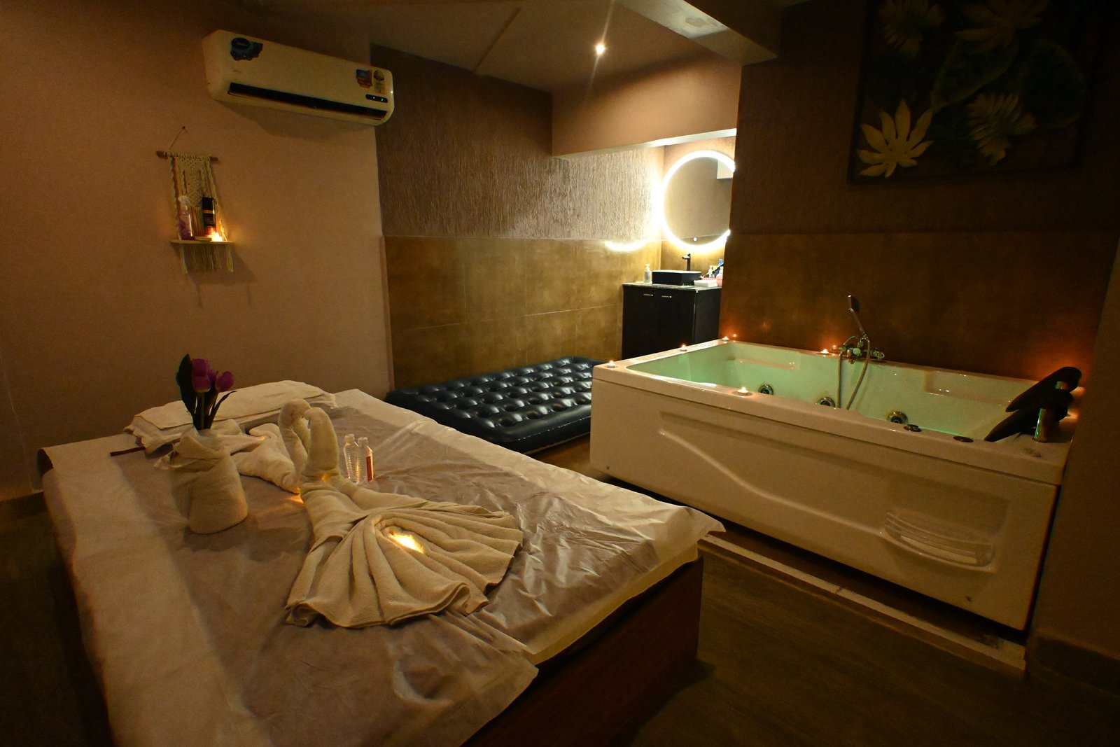 spa in Wakad